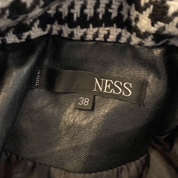 Ness black and white jacket with leather sleeves size 38 (small) - Picture 3 of 4